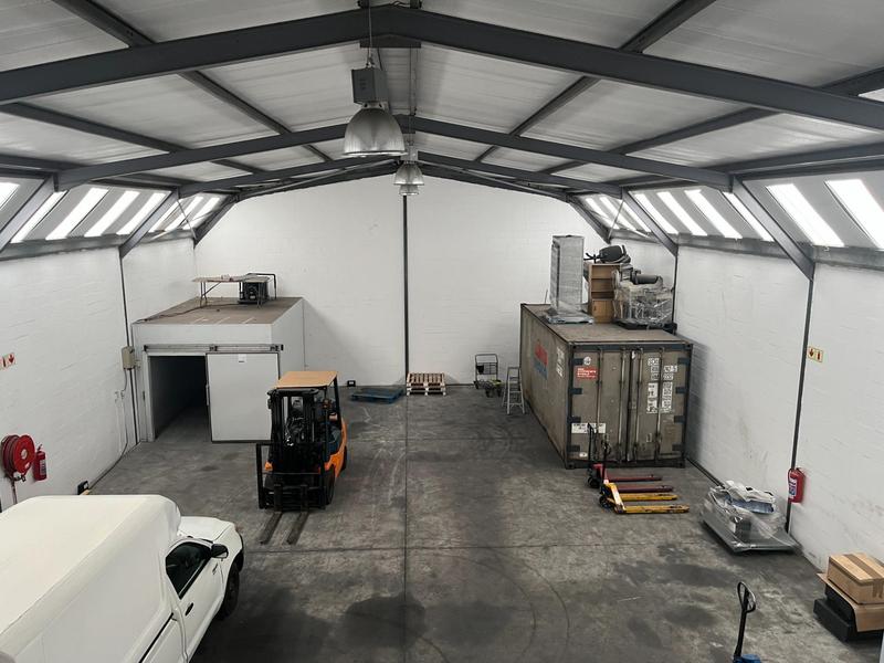 To Let Commercial Property for Rent in Montague Gardens Western Cape